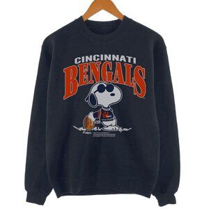 Bengals Snopy Cincinnati Bengals Game Day Sweatshirt, Retro Football Shirt Tee